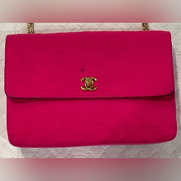 Pink Vintage Chanel Medium Jersey Single Flap Shoulder Bag With Gold Hardware - Picture 1 of 15